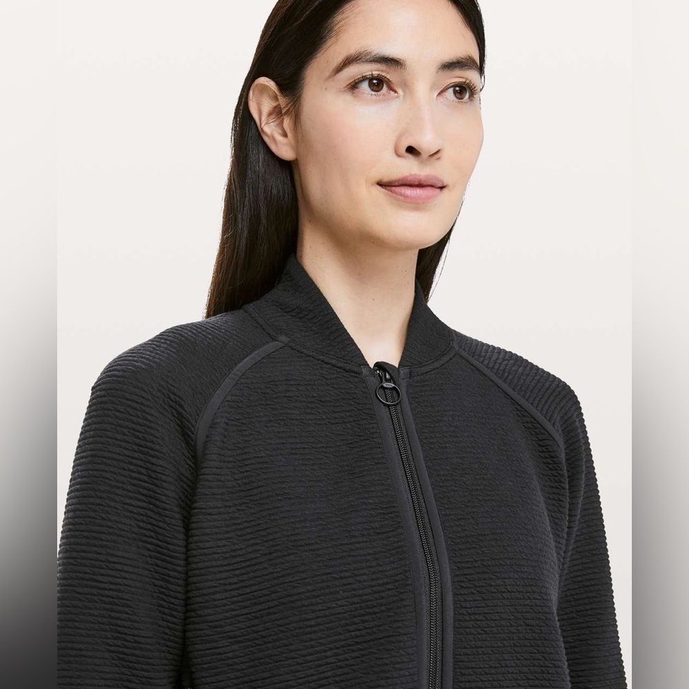Lululemon On Repeat Bomber